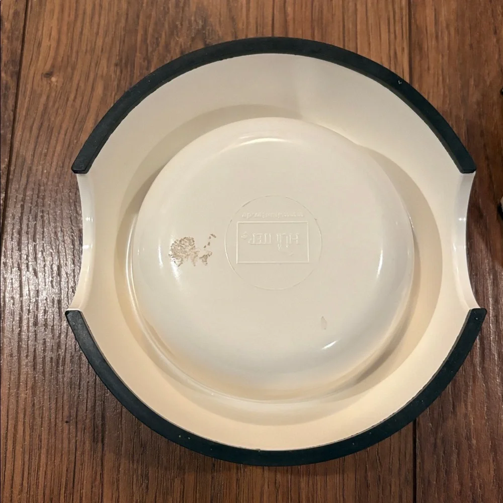Hunter Cream and Stainless Steel Pet Bowls